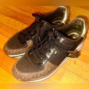 MICHAEL Michael Kors Women's Monique Trainer Lace-Up Platform Sneakers LS21B